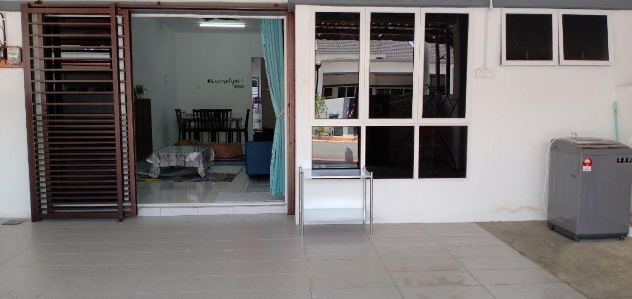 Homestay Jerantut Sincerelyat Exterior photo